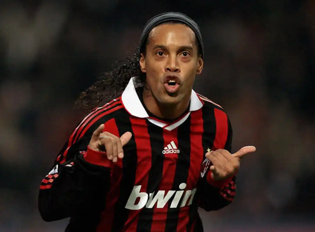 不难发现他 不难发现他