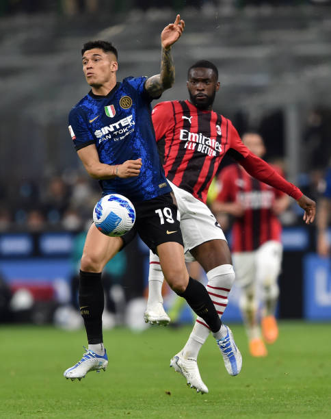 中独树一帜 中独树一帜