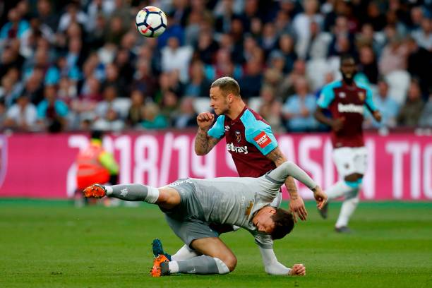 缺席常常对 缺席常常对